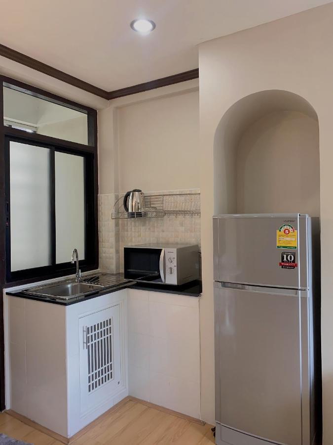 October Hostel Chiangmai Chiang Mai Zewnętrze zdjęcie